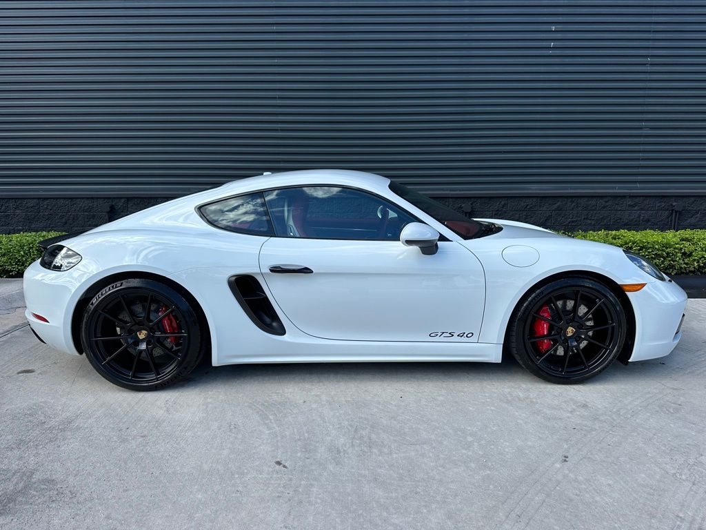 Thumbnail: 2025 Porsche 718 Cayman - 10