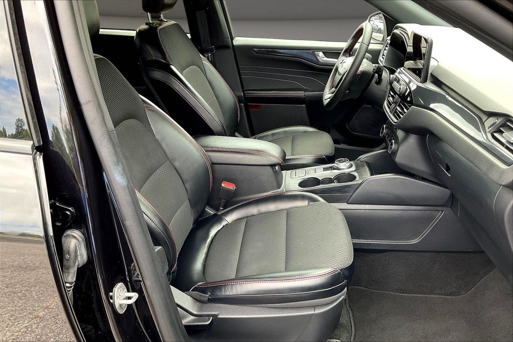 Used 2025 Ford Escape SUV