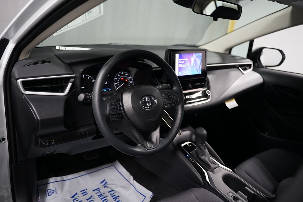 Thumbnail: 2025 Toyota Corolla - 11