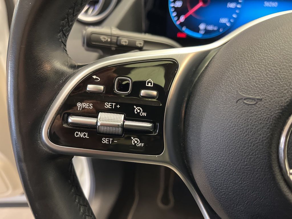 Thumbnail: 2023 Mercedes-Benz GLA - 17