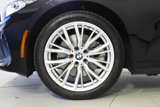 2024 BMW 3 Series 330i xDrive 5