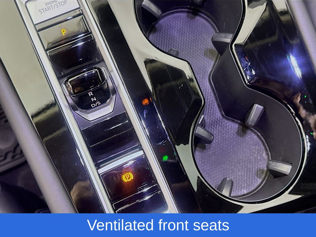 Used Car 2024 Volkswagen Atlas  2.0t Se W/technology For Sale Under $30,000 In Austin, Texas