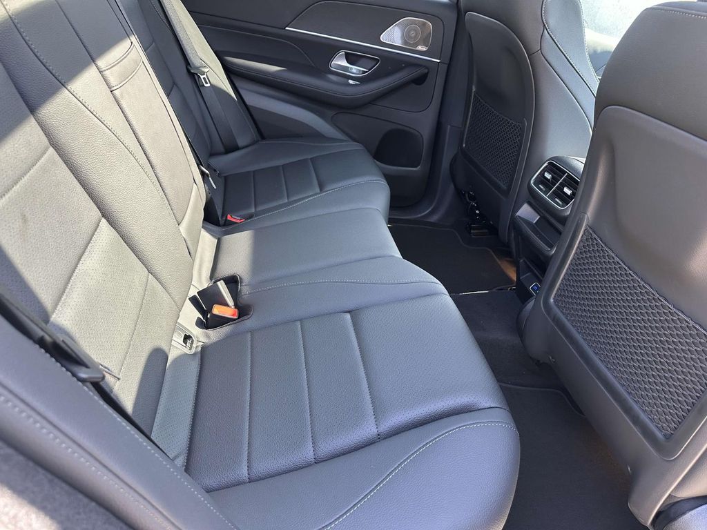 2025 Mercedes-Benz GLE 350 13