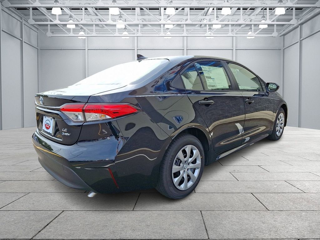 2025 Toyota Corolla LE 3