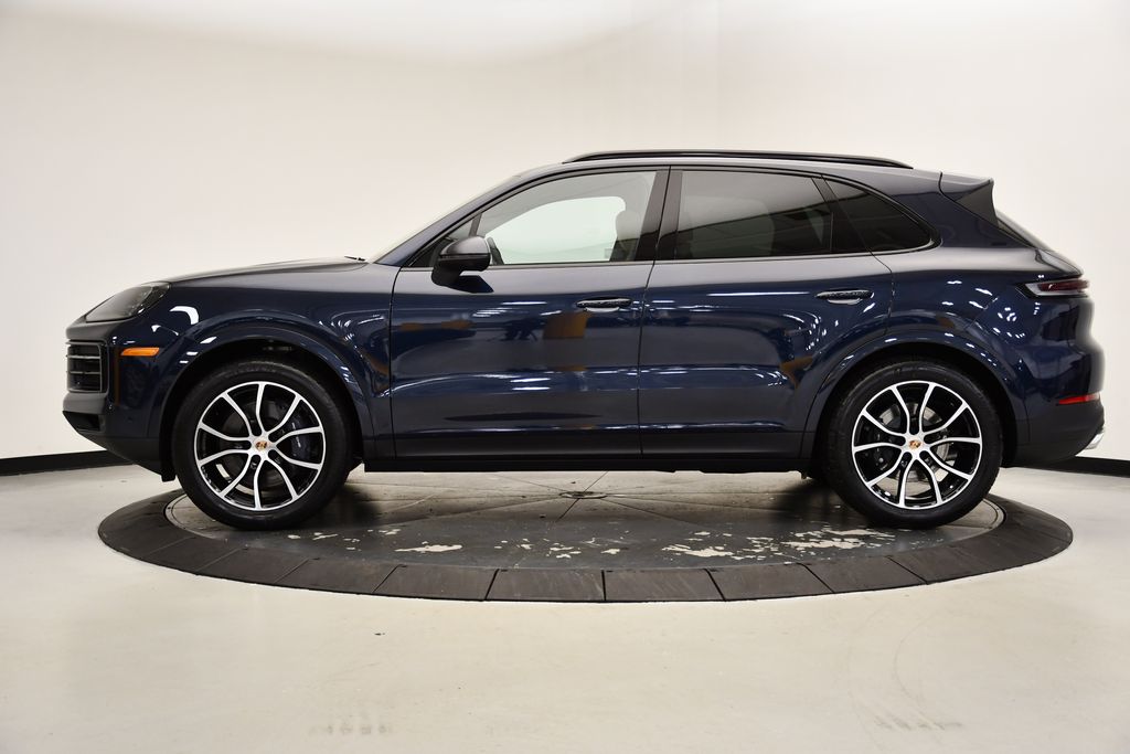 2025 Porsche Cayenne  2