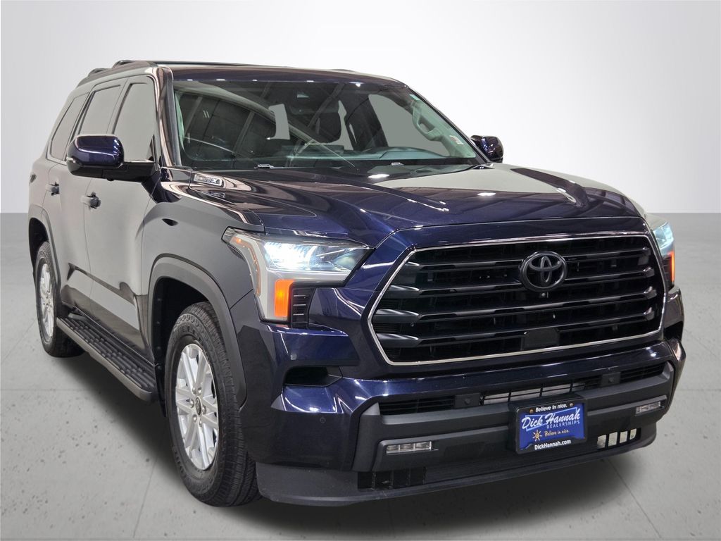 2023 Toyota Sequoia SR5