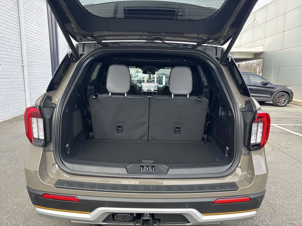New 2026 Gray Ford Tremor image 22