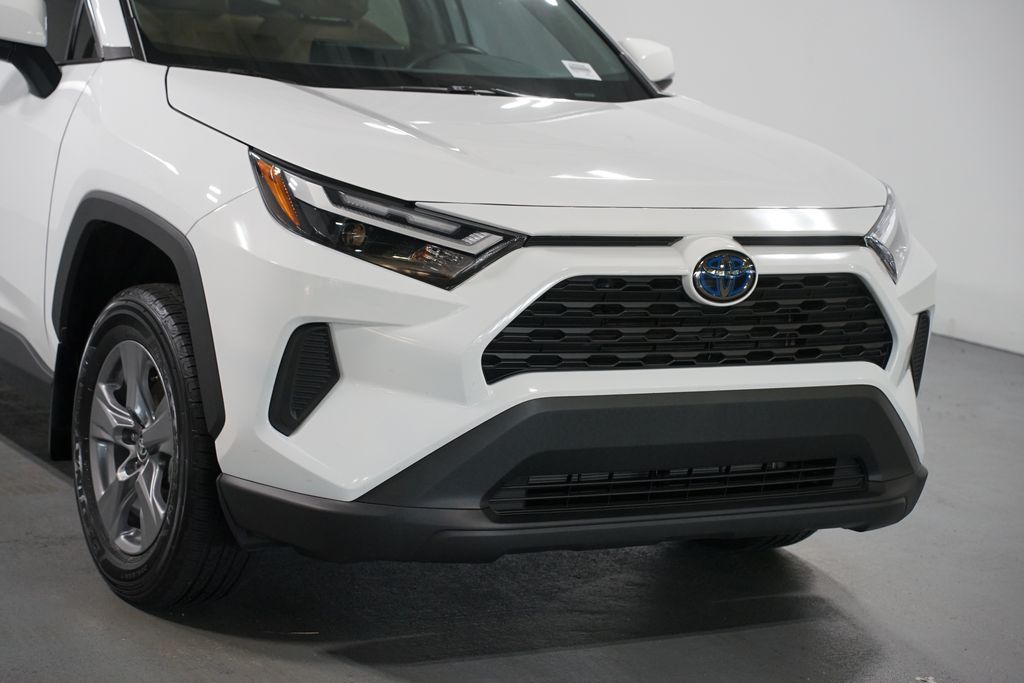 Thumbnail: 2024 Toyota RAV4 - 4