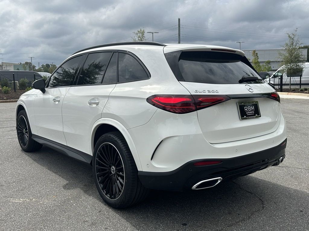 2023 Mercedes-Benz GLC GLC 300 6