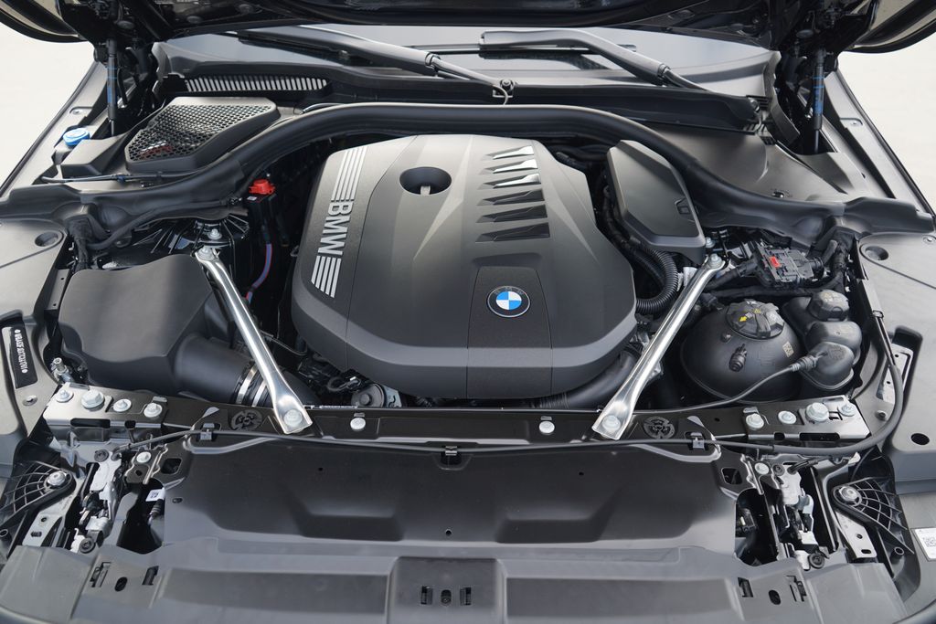 Thumbnail: 2026 BMW 5 Series - 20