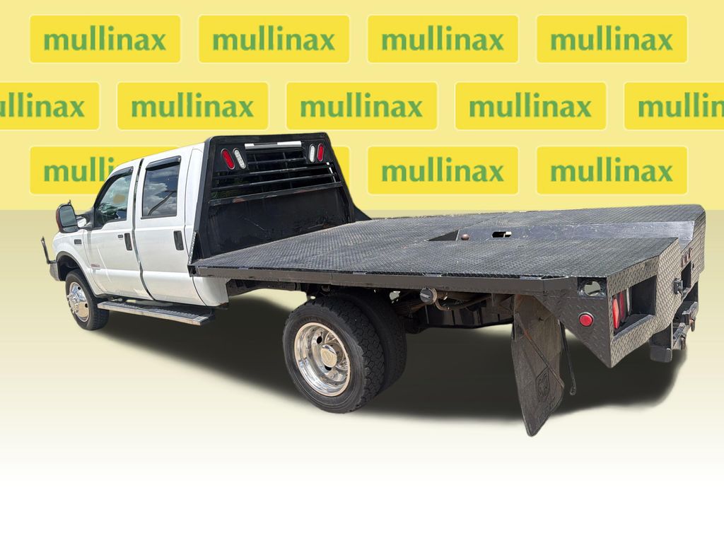Used 2004  Ford XL image 9