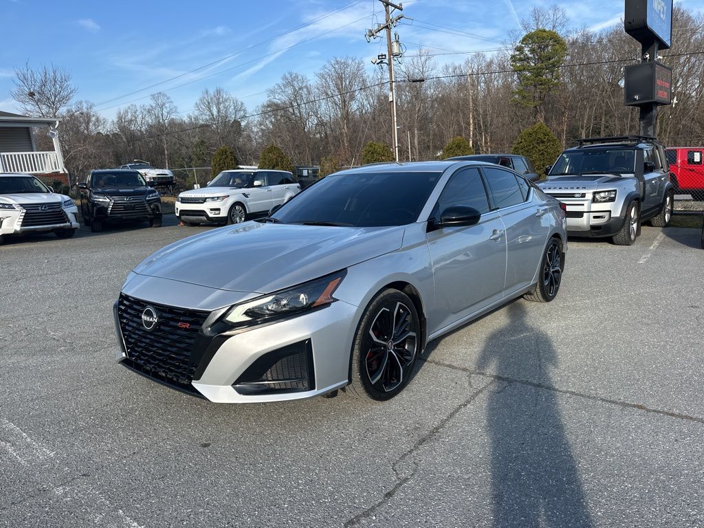 2023 Nissan Altima 2.5 SR's photo