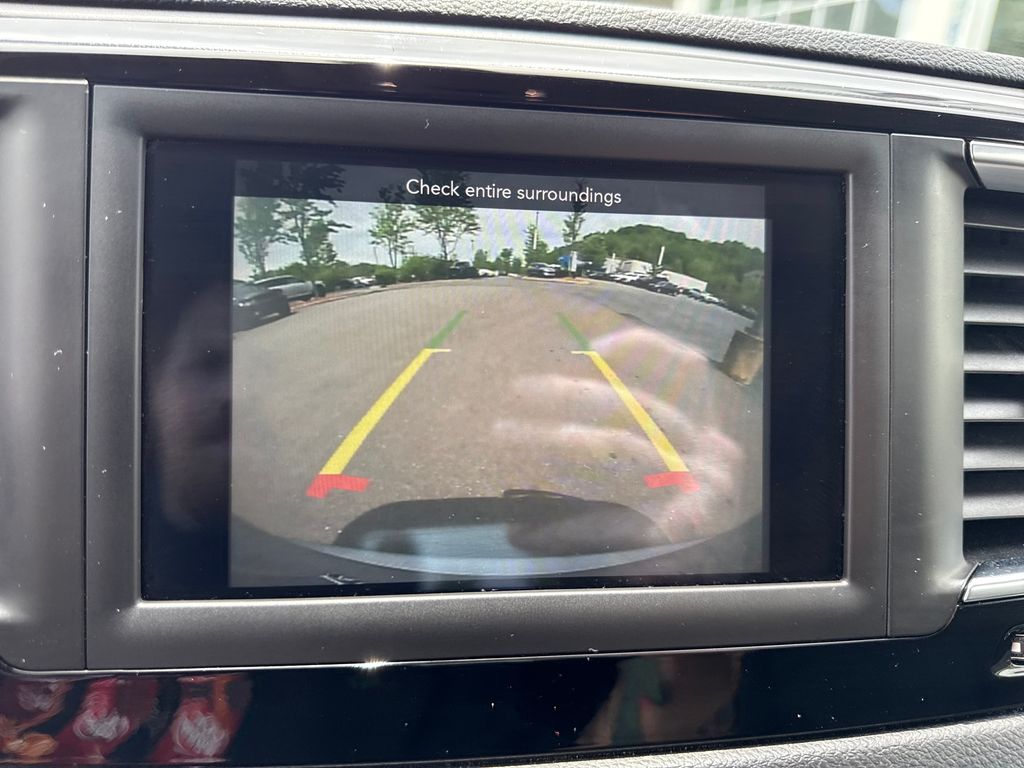 used 2020 Chrysler Pacifica car, priced at $15,990
