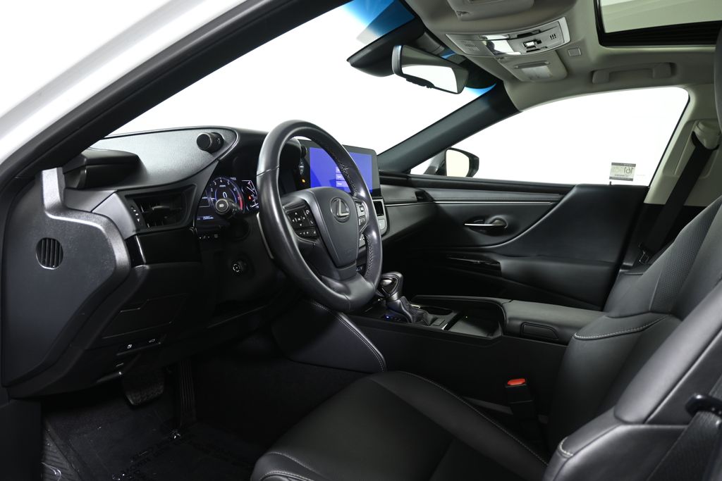 Thumbnail: 2023 Lexus ES - 15