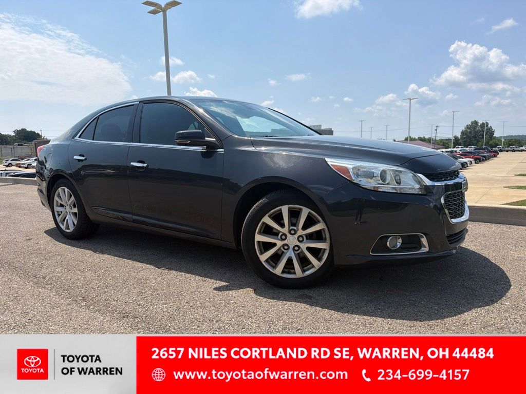 Ashen Gray Metallic 2014 Chevrolet Malibu Sedan Front-Wheel Drive 6-Speed Automatic Overdrive