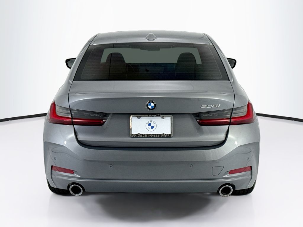 Thumbnail: 2023 BMW 3 Series - 6