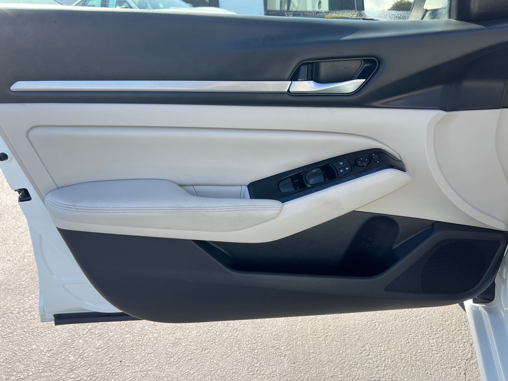 Thumbnail: 2023 Nissan Altima - 12