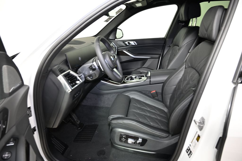 Thumbnail: 2026 BMW X5 - 14