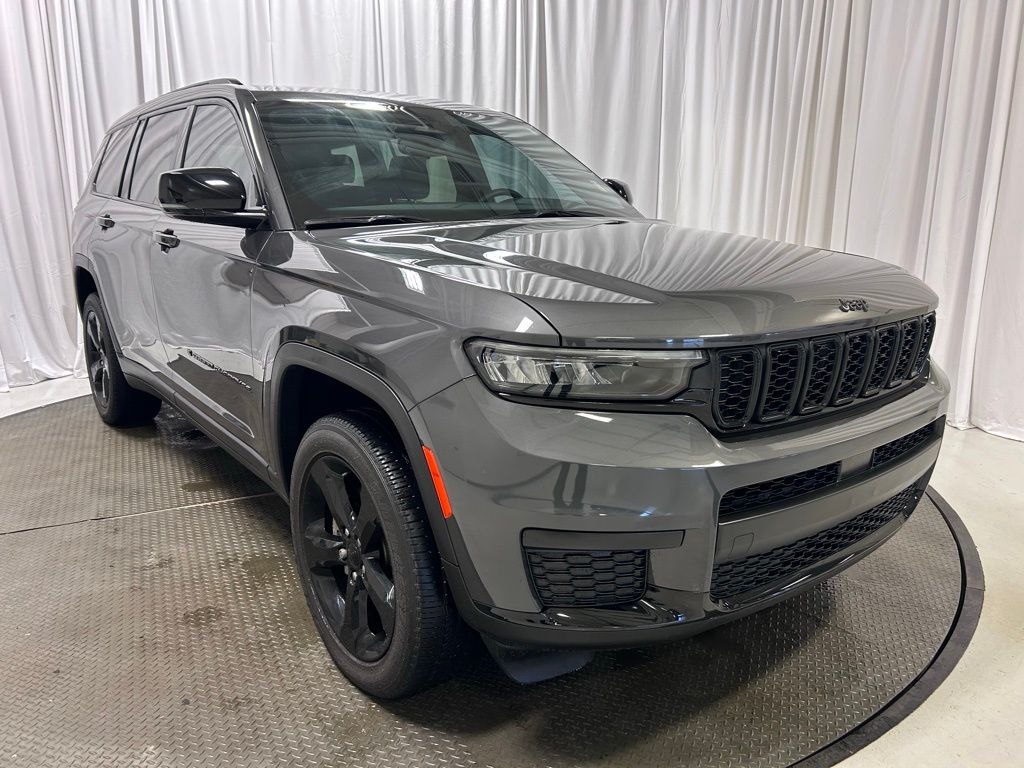 used 2022 Jeep Grand Cherokee L car, priced at $32,899