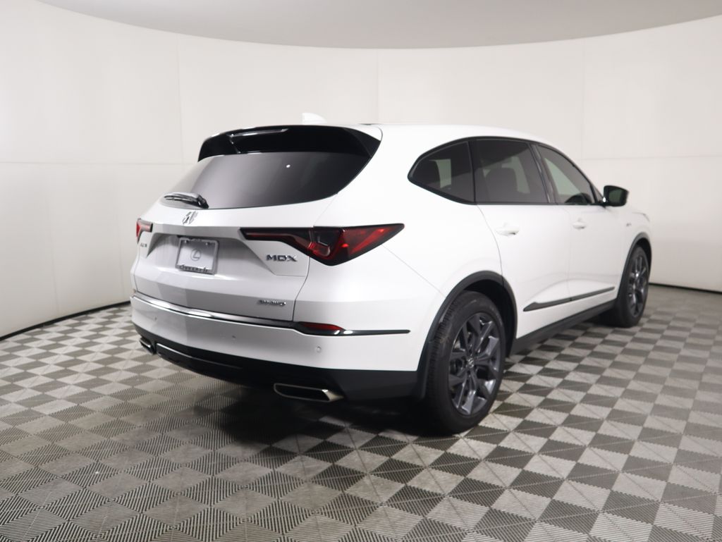 Thumbnail: 2022 Acura MDX - 5