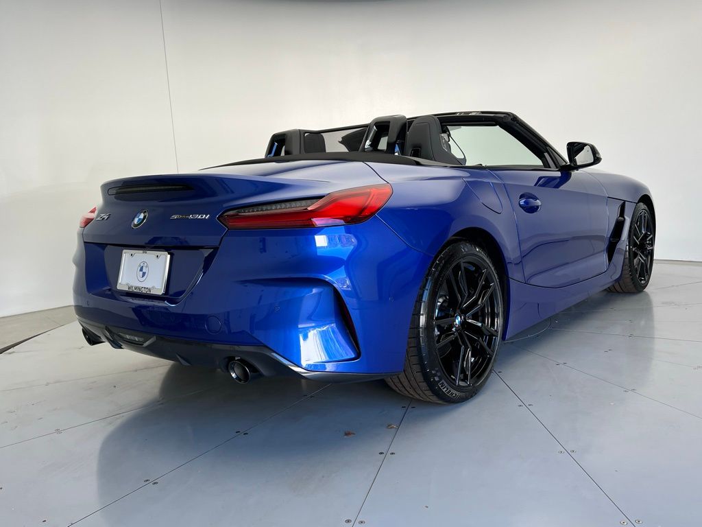 Thumbnail: 2026 BMW Z4 - 5