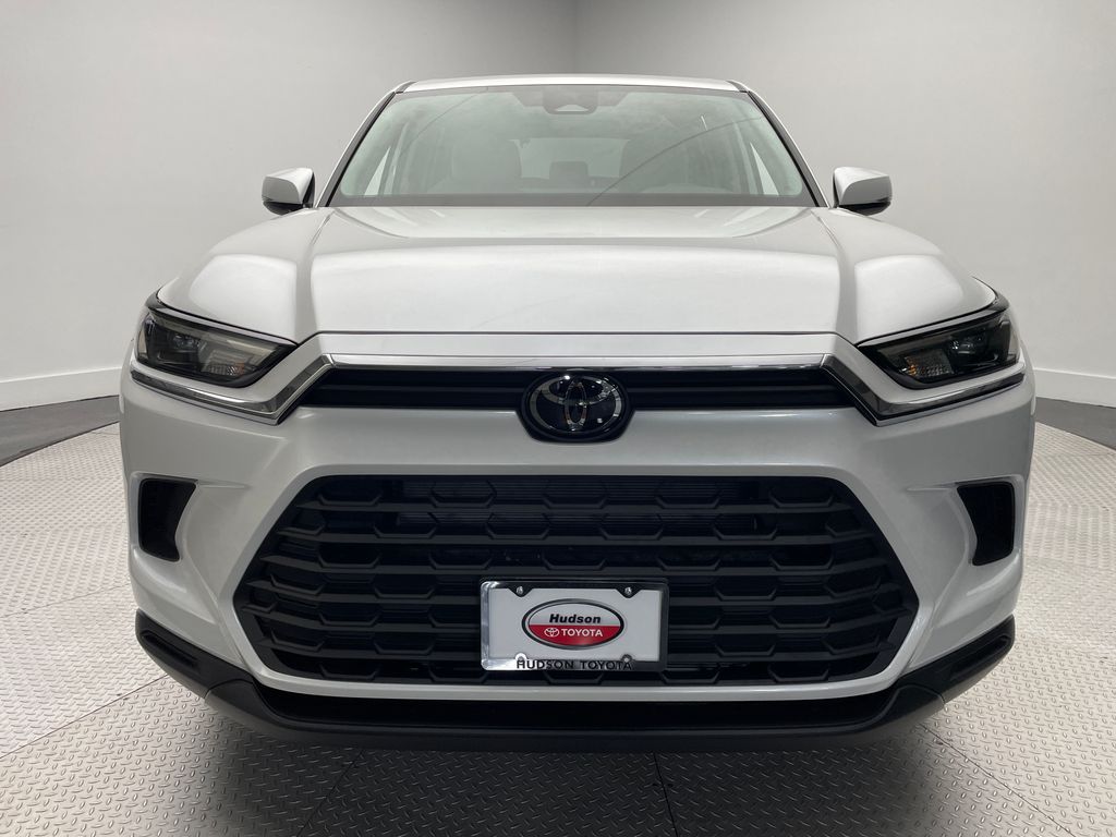 Thumbnail: 2025 Toyota Grand Highlander - 2