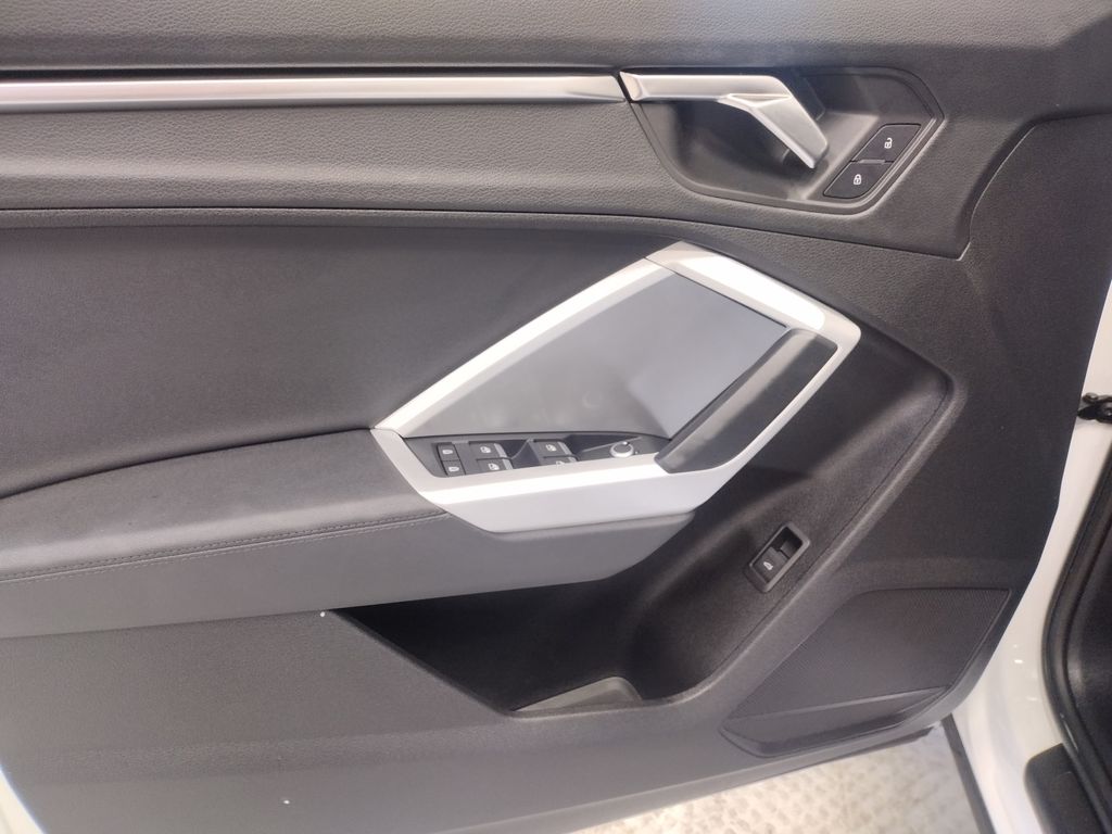 2023 Audi Q3 Premium