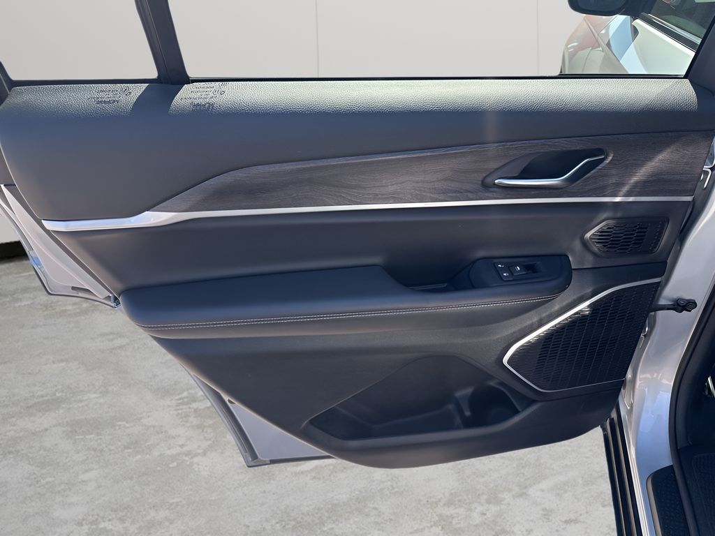 Used 2021 Silver Jeep Limited image 18