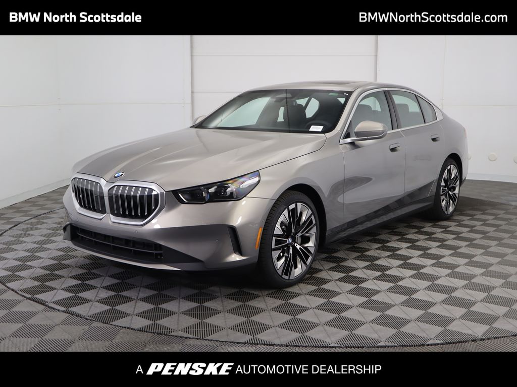 Thumbnail: 2025 BMW 5 Series - 1