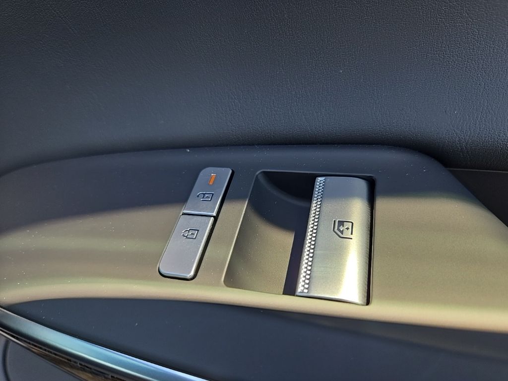 2026 Genesis GV70 Sport Prestige 24