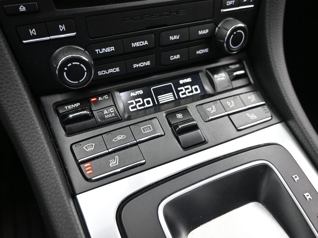 2018 Porsche 718 Cayman Base