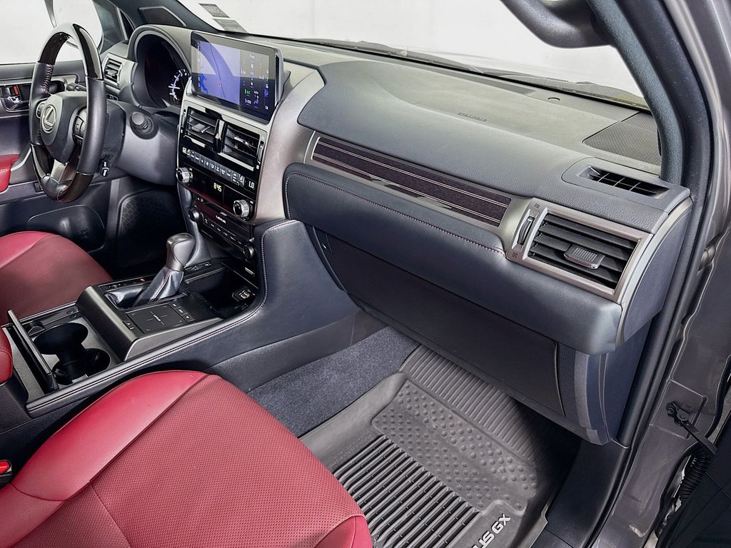 Thumbnail: 2023 Lexus GX - 31