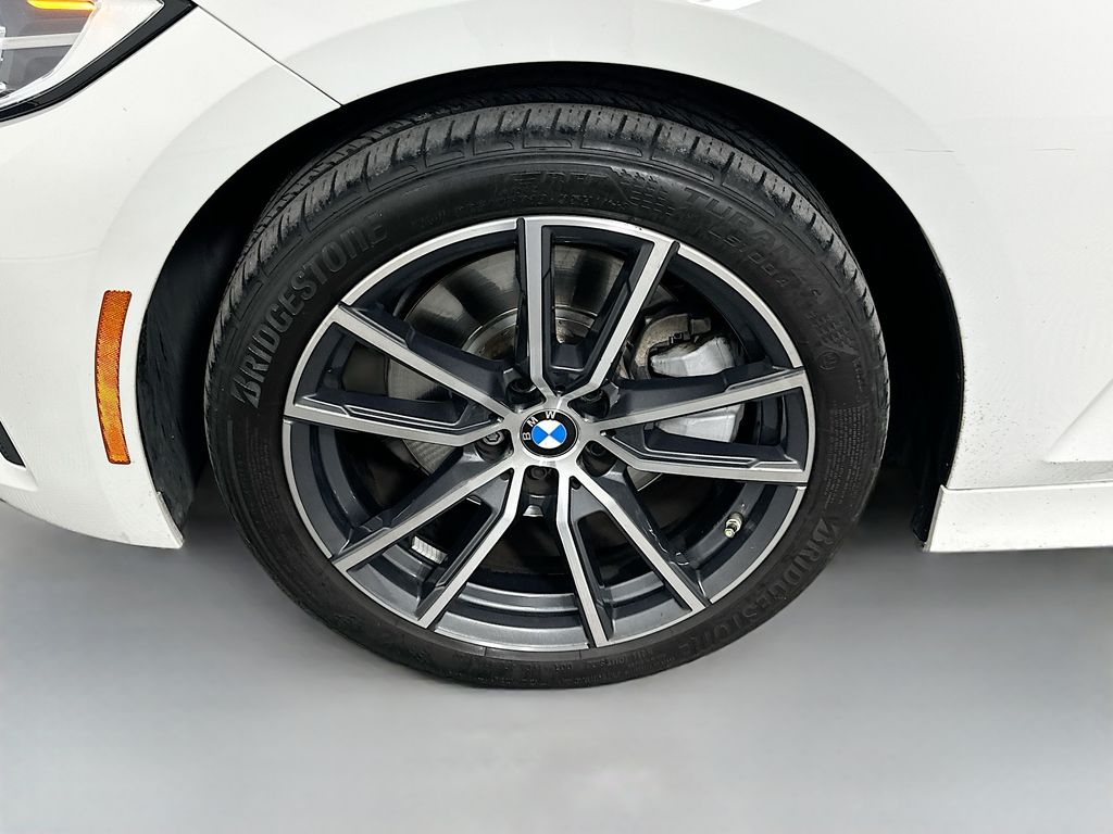 Thumbnail: 2021 BMW 3 Series - 32