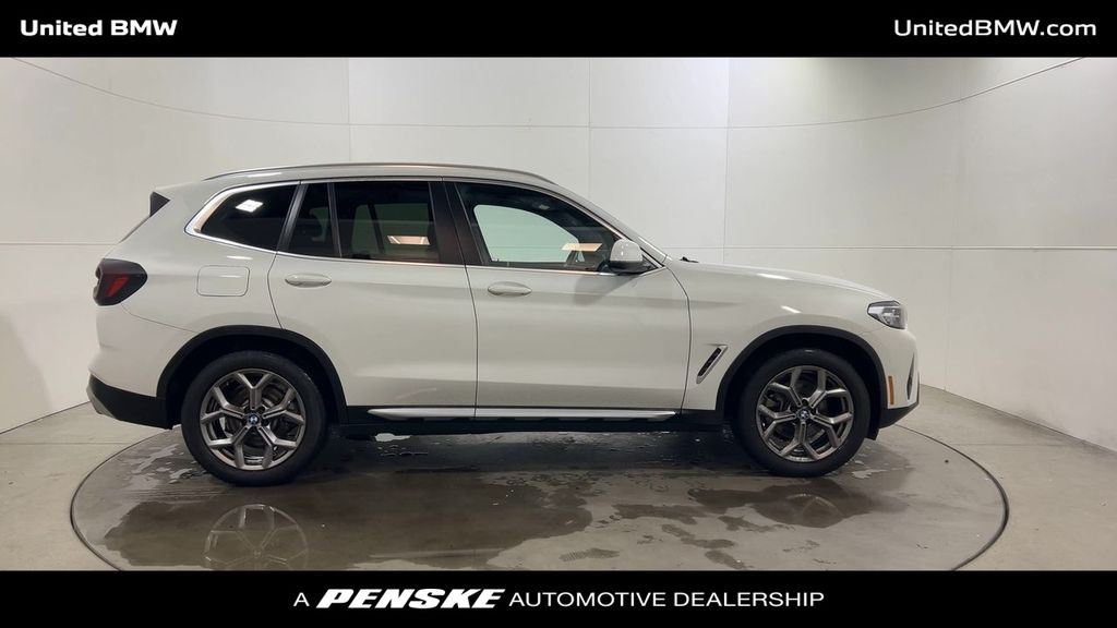 Thumbnail: 2023 BMW X3 - 9