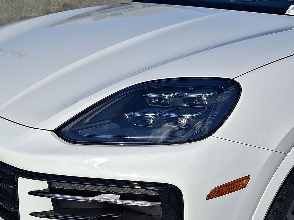 Thumbnail: 2025 Porsche  - 11