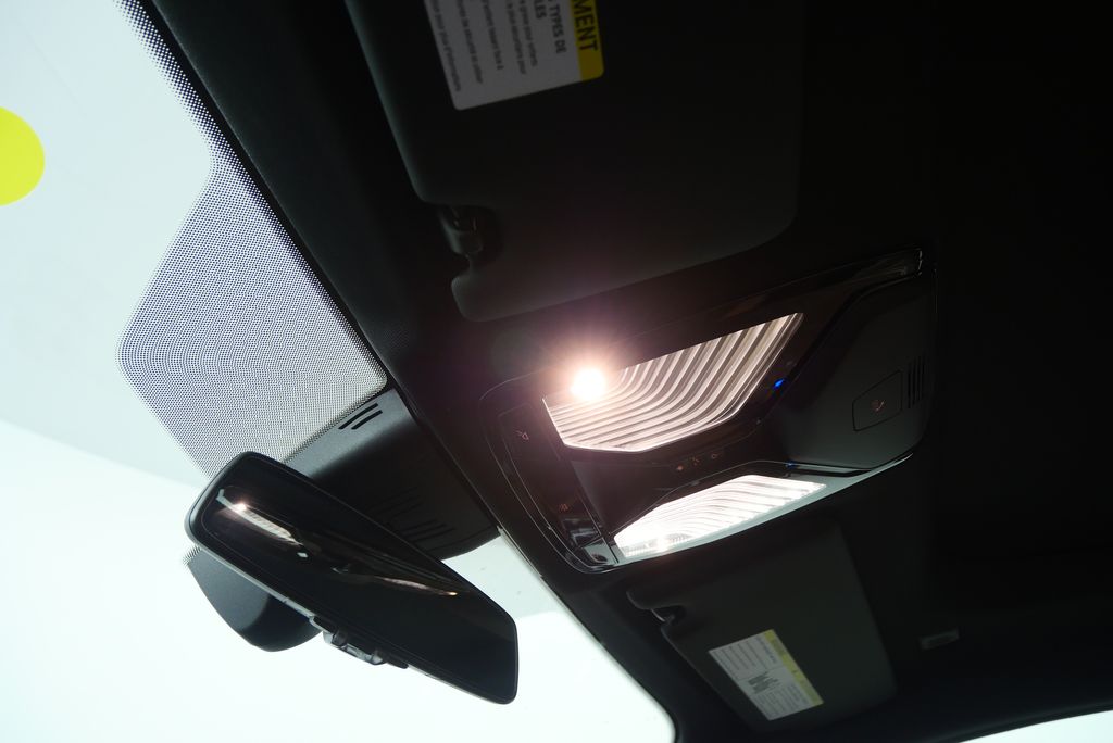 Thumbnail: 2025 BMW i4 - 18