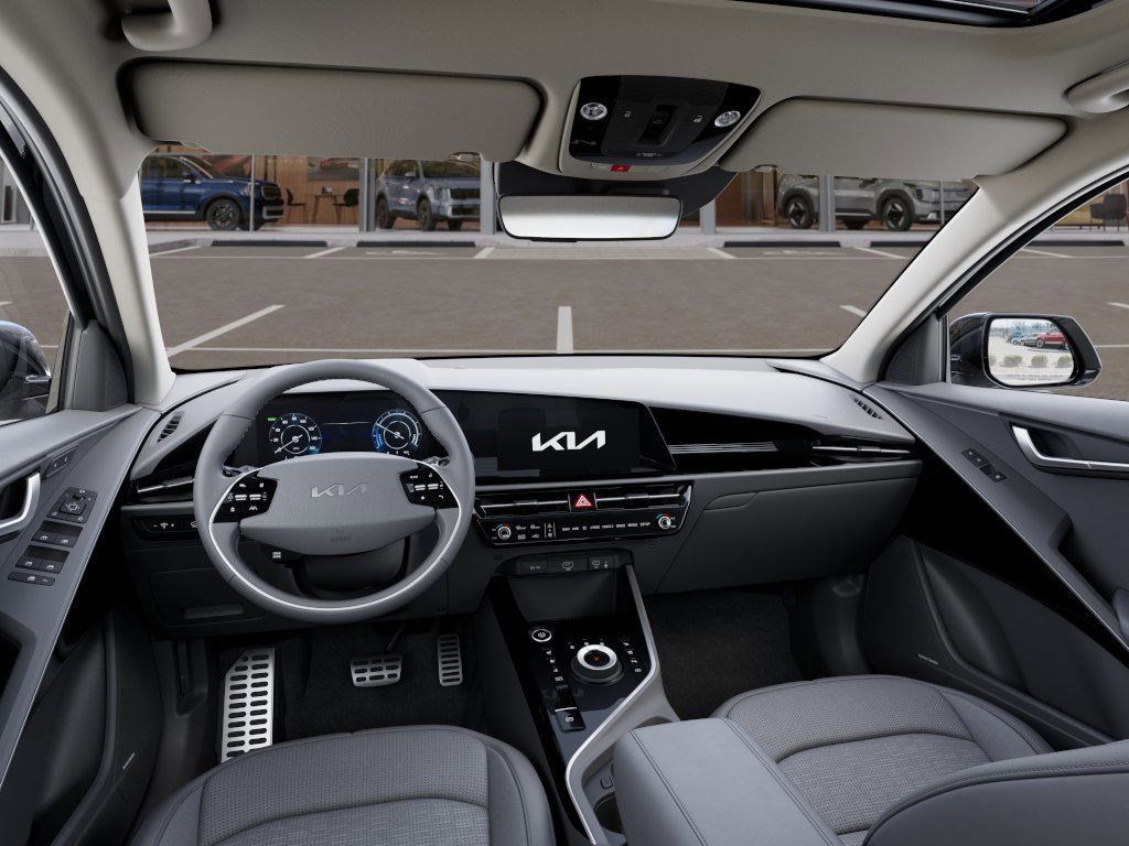 New 2025 Aurora Black Pearl Kia WAVE image 14