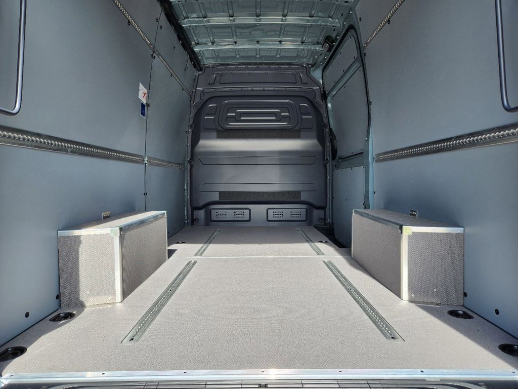 2025 Mercedes-Benz Sprinter 2500 Cargo 144 WB 22