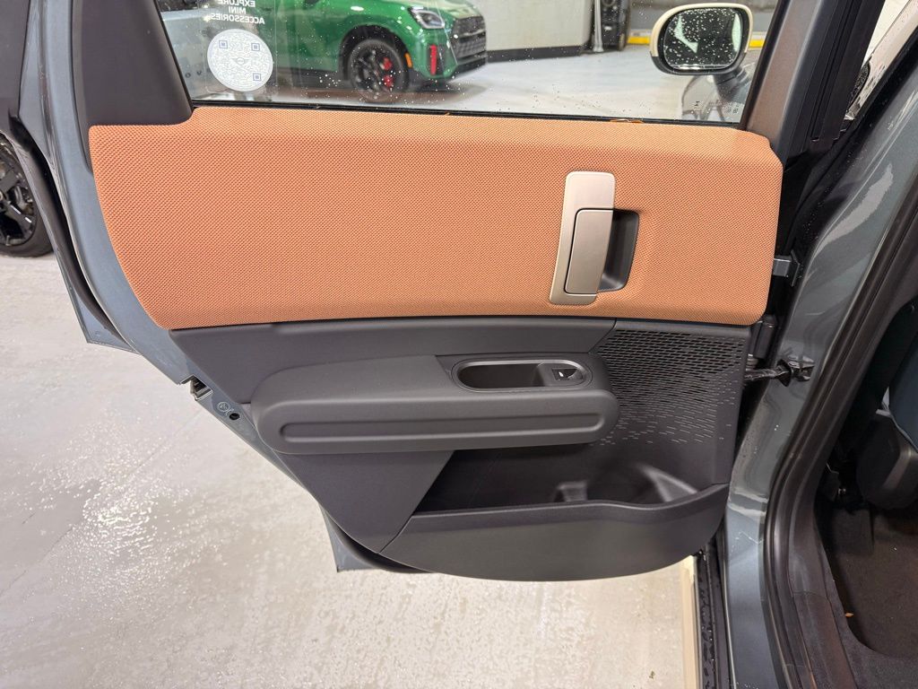 Thumbnail: 2025 MINI Cooper Countryman - 19