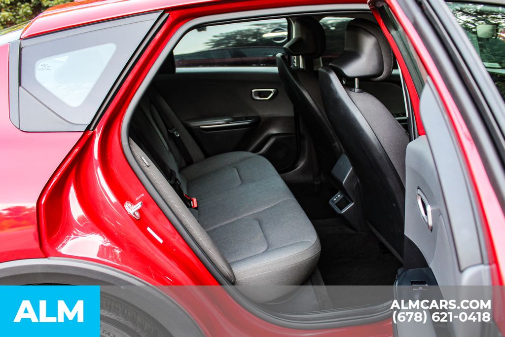 Used 2025 Red Kia LXS image 19