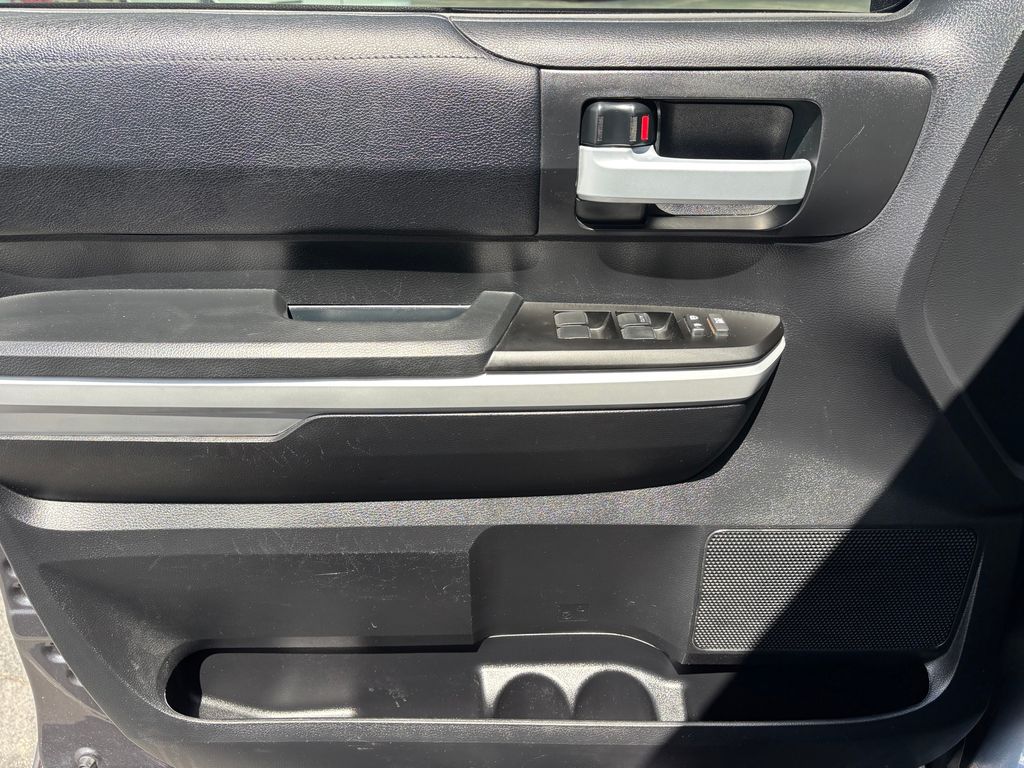 Used Car 2019 Toyota Tundra  Sr5 For Sale Under $40,000 In Austin, Texas