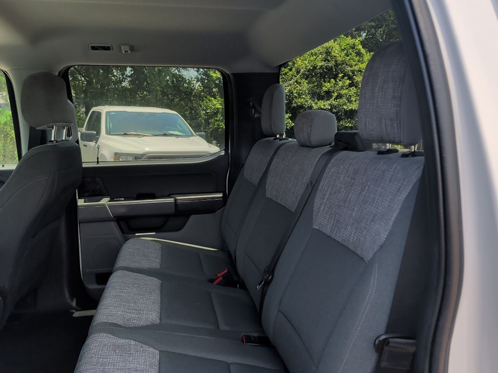 Used 2023 White Ford XLT image 7