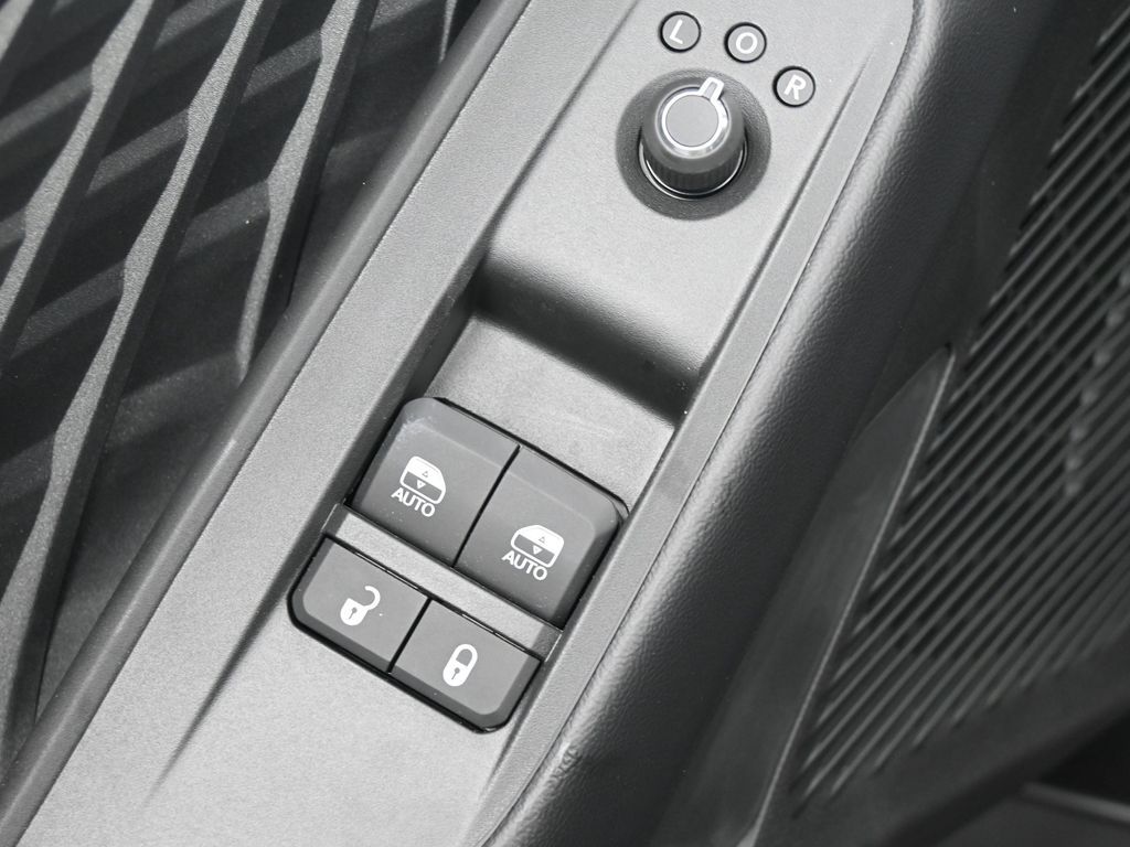 New 2026 Diamond Black Crystal Pearlcoat Dodge R/T Scat Pack image 14