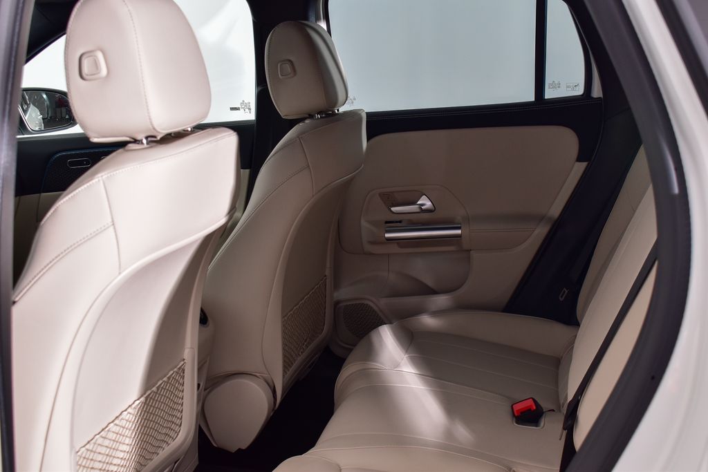 Thumbnail: 2026 Mercedes-Benz GLA - 21