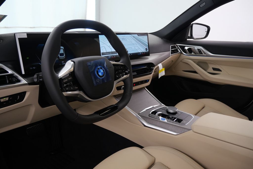 2025 BMW i4 eDrive40 15