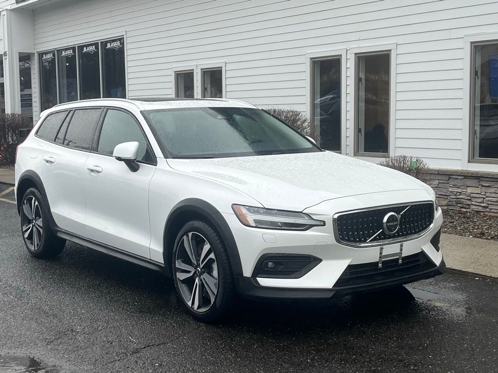 White 2025 Volvo V60 Cross Country B5 Plus AWD Wagon All-Wheel Drive Automatic
