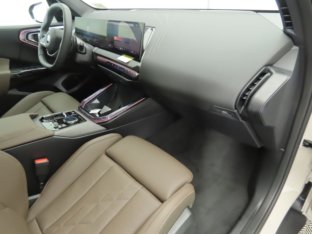 Thumbnail: 2026 BMW X3 - 18