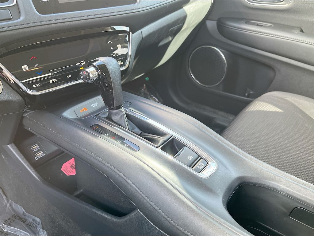 Used 2022 Gray Honda EX image 16