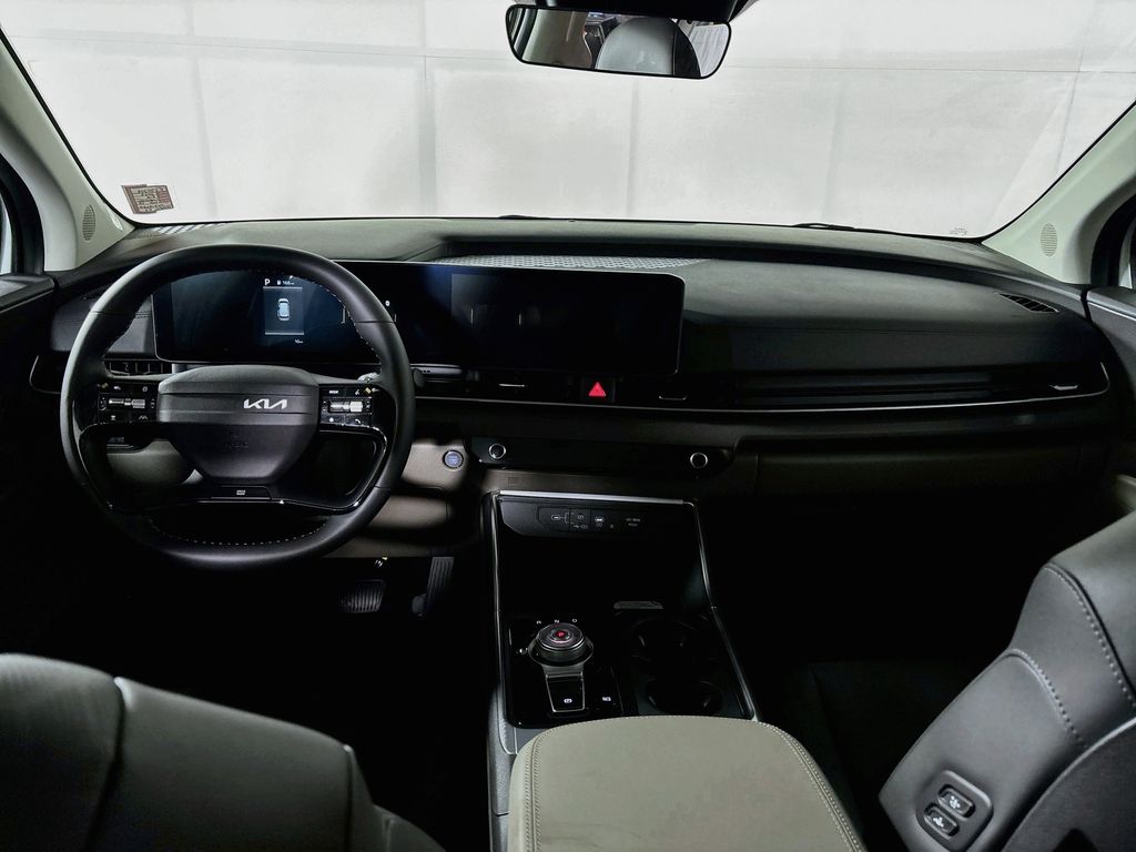 2027 Kia Carnival Hybrid EX