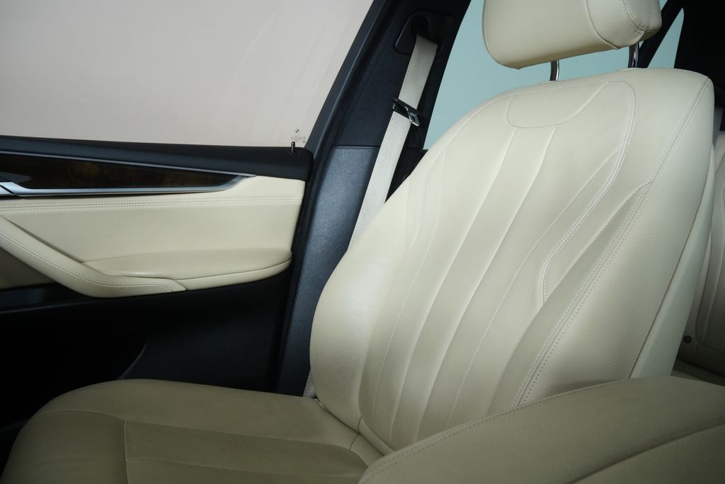 Thumbnail: 2017 BMW X5 - 29